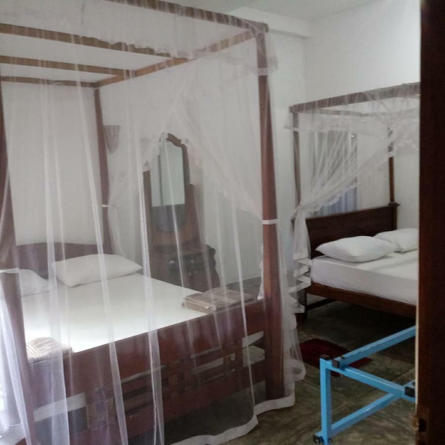Unawatuna Backpacker Lodge Luaran gambar